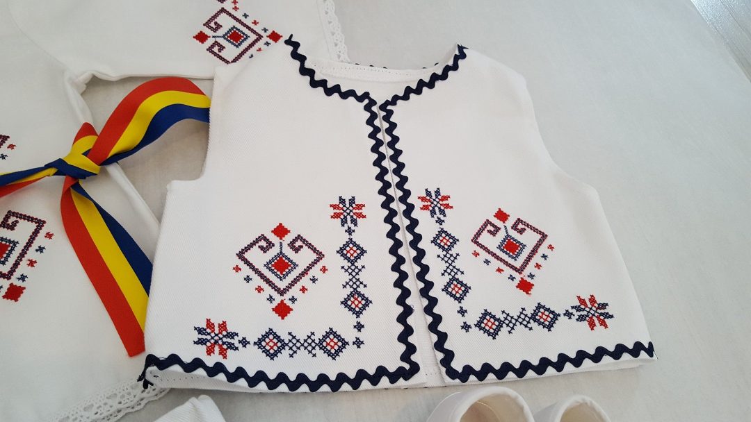 motivele tradiționale costumș