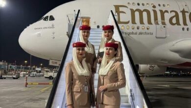 Condiții stewardesă: ce trebuie să știi înainte să aplici în 2027
